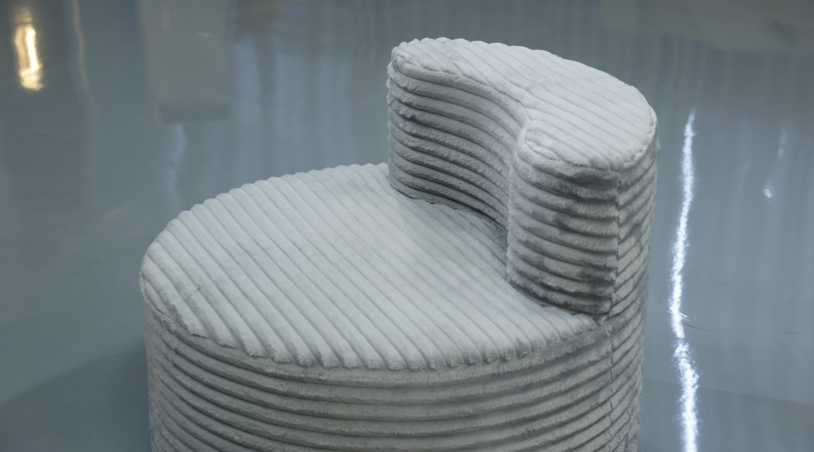 Minimalist Round Corduroy Accent Chair with Low Backrest - Image 5